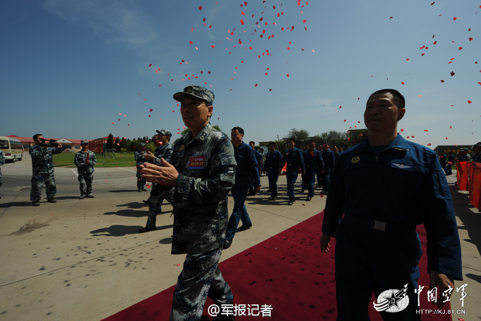 澳门今期必中一肖一码，解答落实：宋凯督战！抵达厦门探班国足，与伊万热聊，主场死磕日本队  